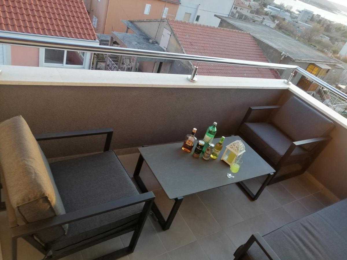 Luxury Apartment Queen Solin Esterno foto