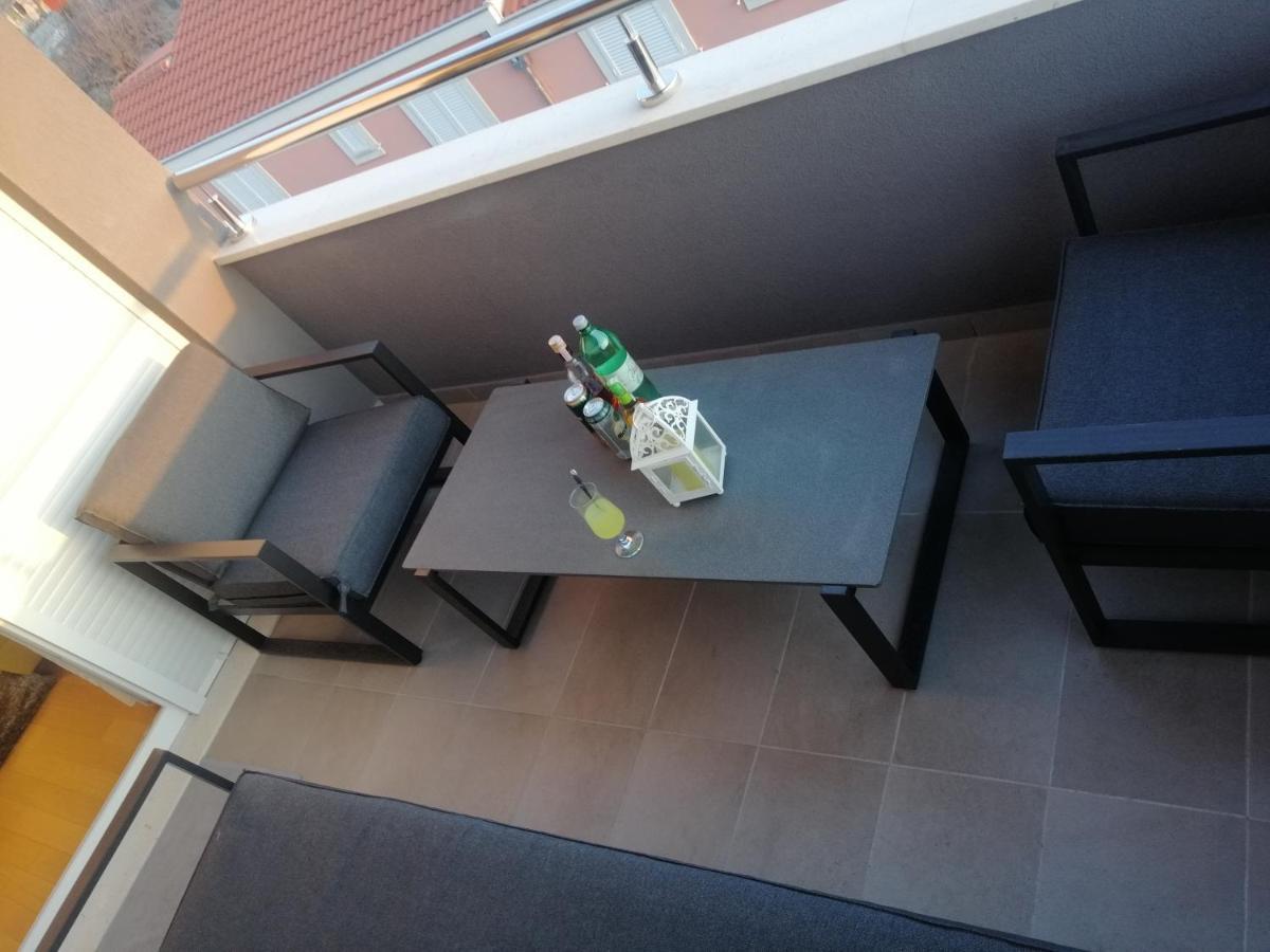Luxury Apartment Queen Solin Esterno foto