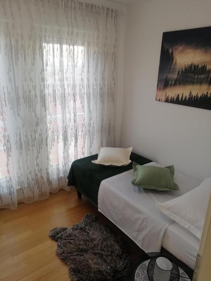 Luxury Apartment Queen Solin Esterno foto