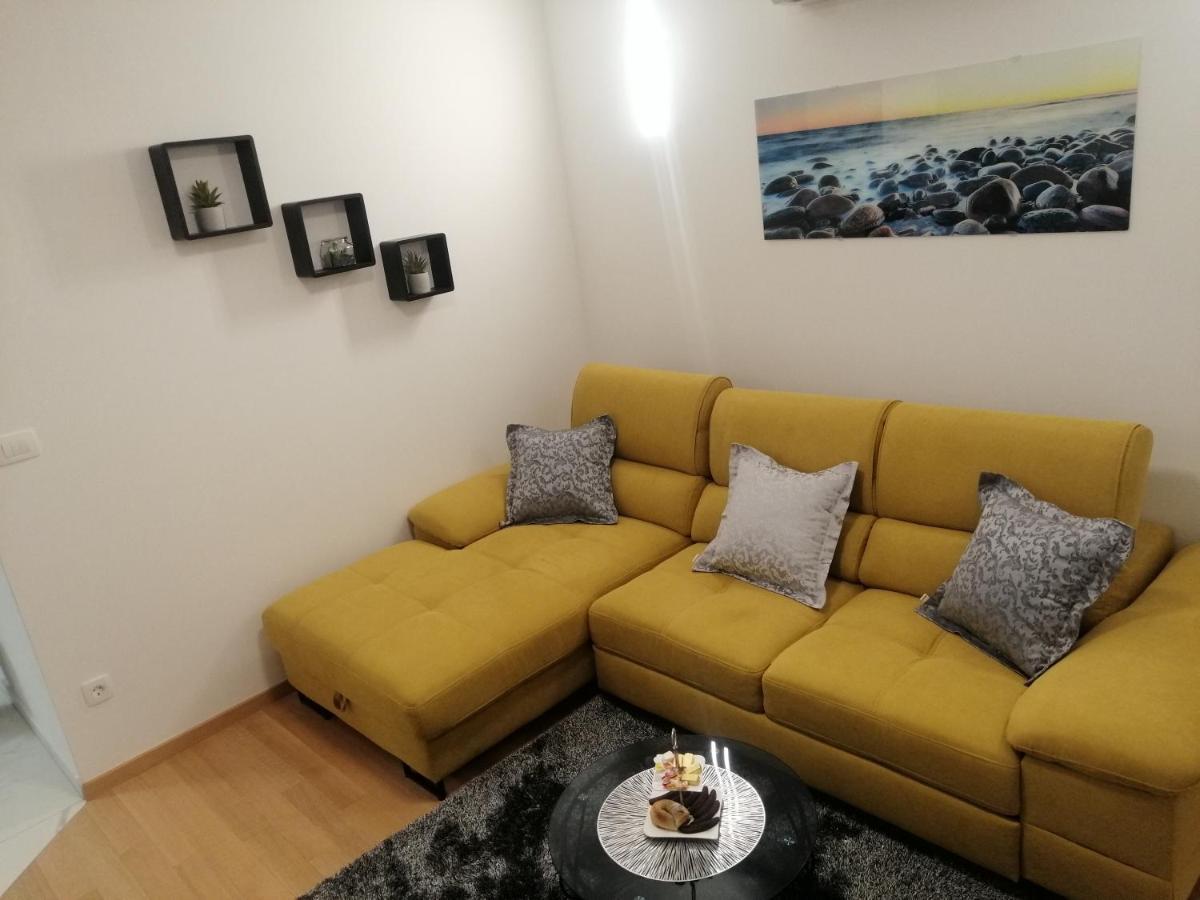 Luxury Apartment Queen Solin Esterno foto