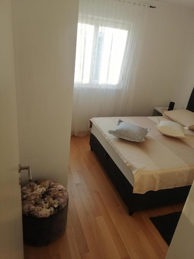 Luxury Apartment Queen Solin Esterno foto